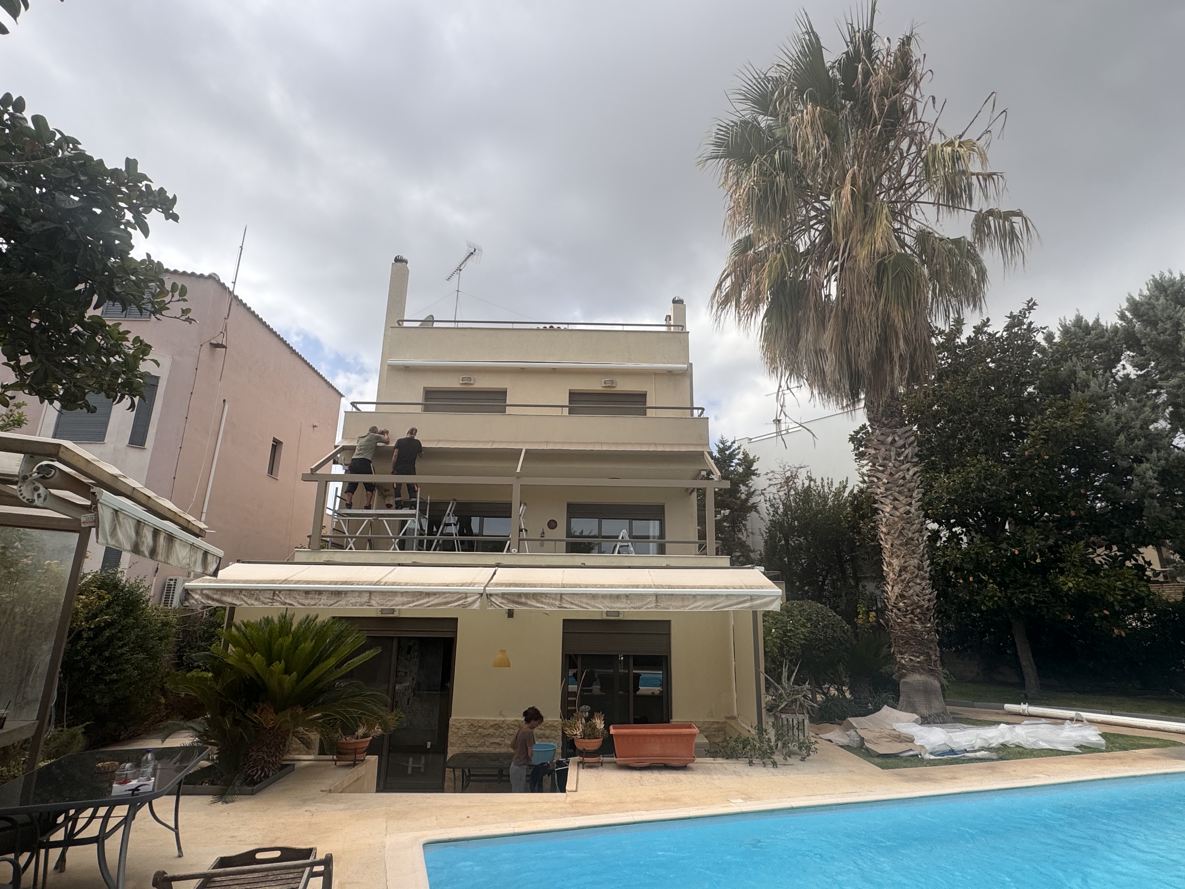 Τεντοπέργκολα σε Βεράντα Μονοκατοικίας στη Βάρη — φωτογραφία 5 από 5