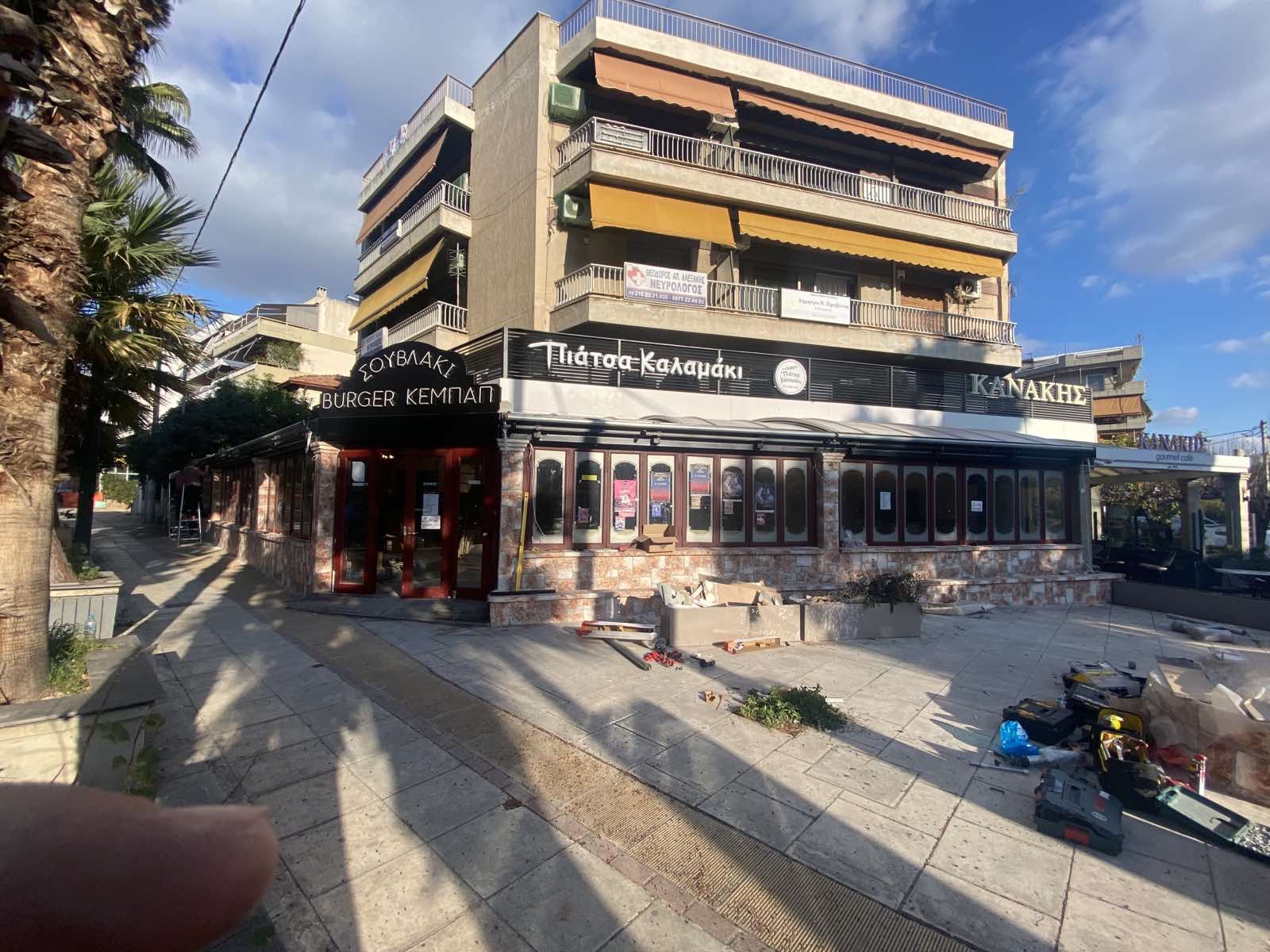 Τέντες μπάρας με βραχίονες και ασύρματα μοτέρ σε κατάστημα Πιάτσα Καλαμάκι, Νέα Φιλαδέλφεια — φωτογραφία 7 από 8