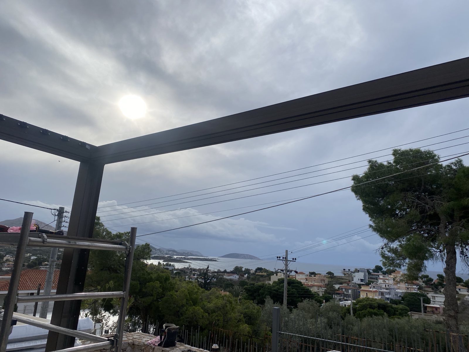 Εγκατάσταση βιοκλιματικής πέργκολας στο Λαγονήσι — φωτογραφία 3 από 6